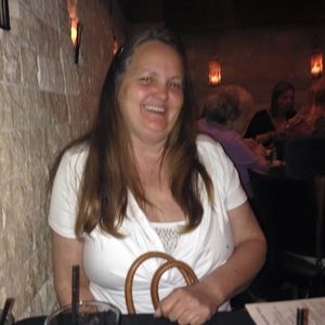 Meet your Posher, Cynthia